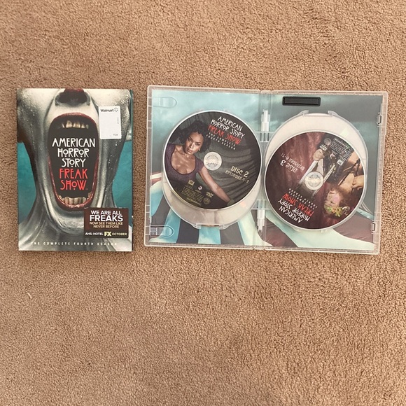 1-4 seasons AMERICAN HORROR STORY - Picture 7 of 7